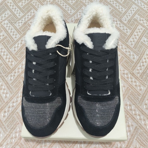 Brunello Cucinelli Shearling-Lined Black Sneakers - Picture 4 of 9